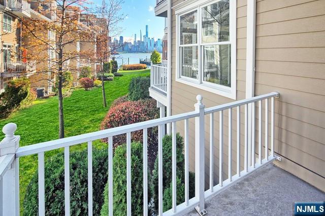 453 Albany, West New York, NJ 07093 Listing Photo  6