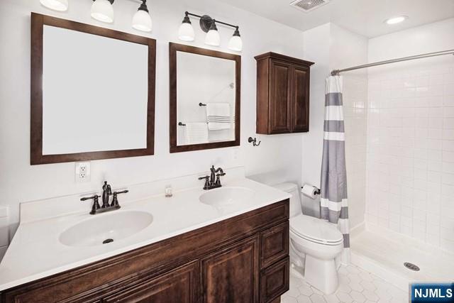 453 Albany, West New York, NJ 07093 Listing Photo  9