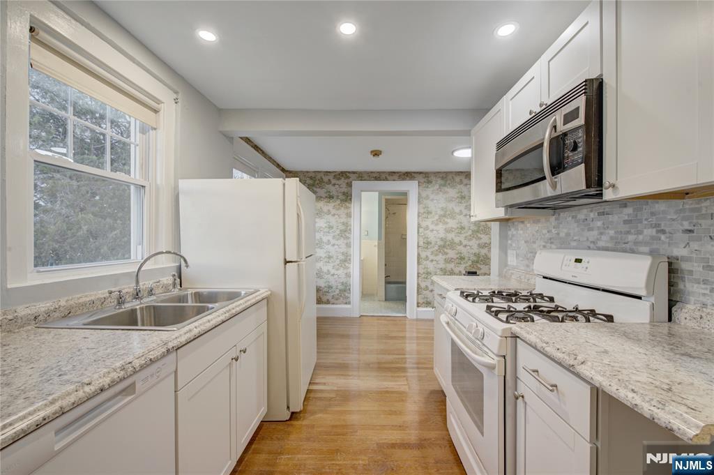348 Orchard Terrace 2 - Photo 5