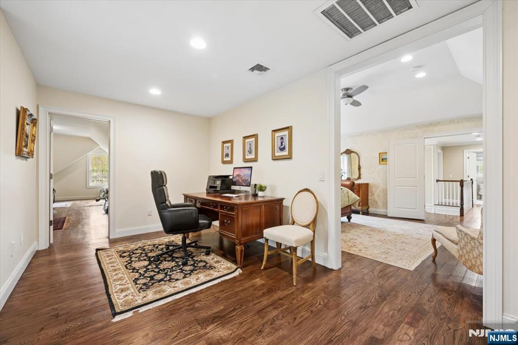 8 Forest Drive