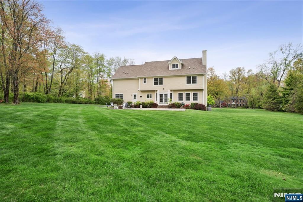 8 Forest Drive