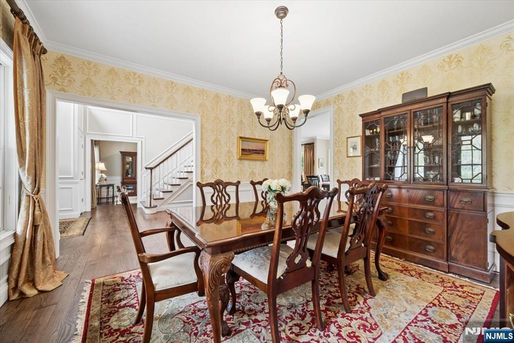 8 Forest Drive
