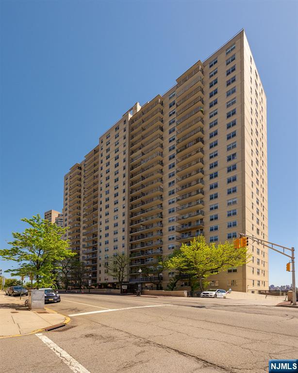 6600 JFK Blvd E, #6C, West New York, NJ 07093 Listing Photo  21
