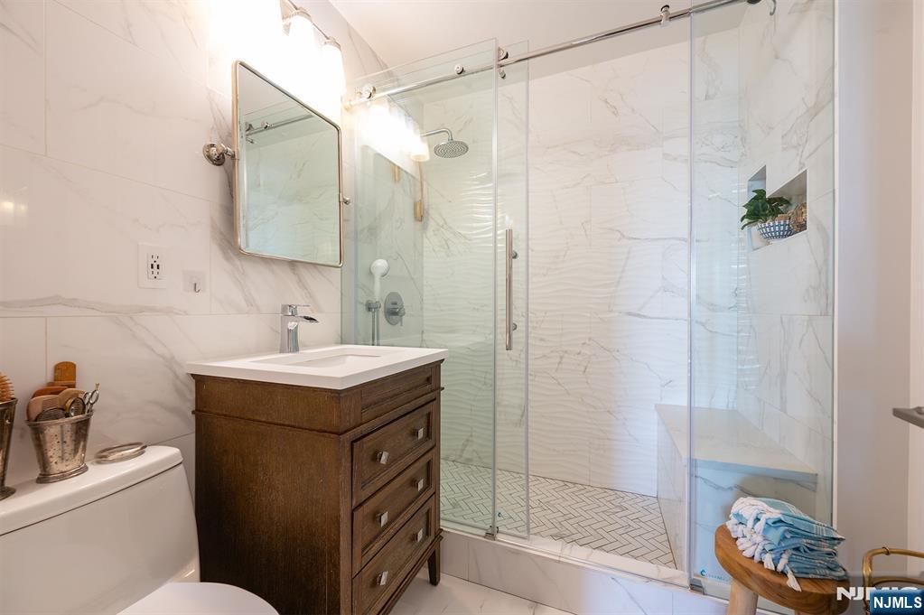 6600 JFK Blvd E, #6C, West New York, NJ 07093 Listing Photo  5