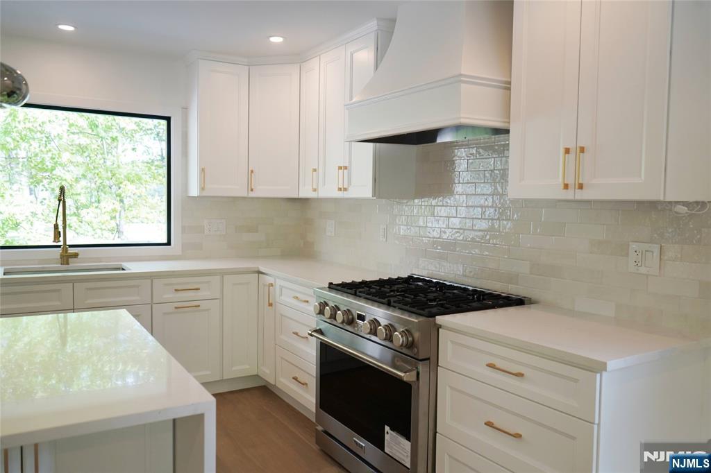 36 inch range and hood
