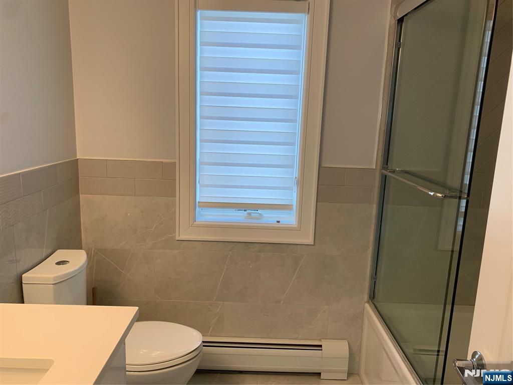 56 W Ruby, #2FL, Palisades Park, NJ 07650 Listing Photo  21