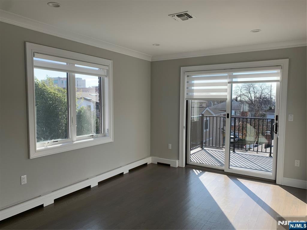 56 W Ruby, #2FL, Palisades Park, NJ 07650 Listing Photo  25