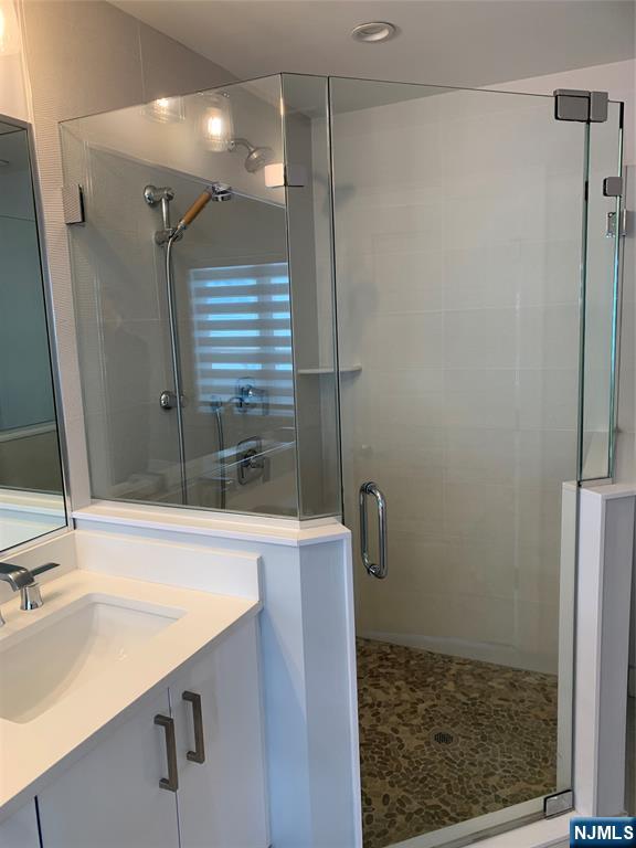 56 W Ruby, #2FL, Palisades Park, NJ 07650 Listing Photo  32