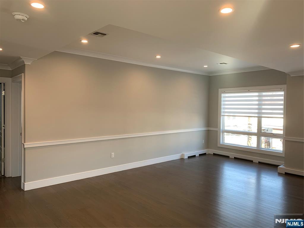 56 W Ruby, #2FL, Palisades Park, NJ 07650 Listing Photo  35