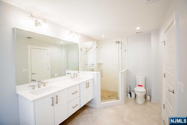 56 W Ruby, #2FL, Palisades Park, NJ 07650 Listing Photo  4