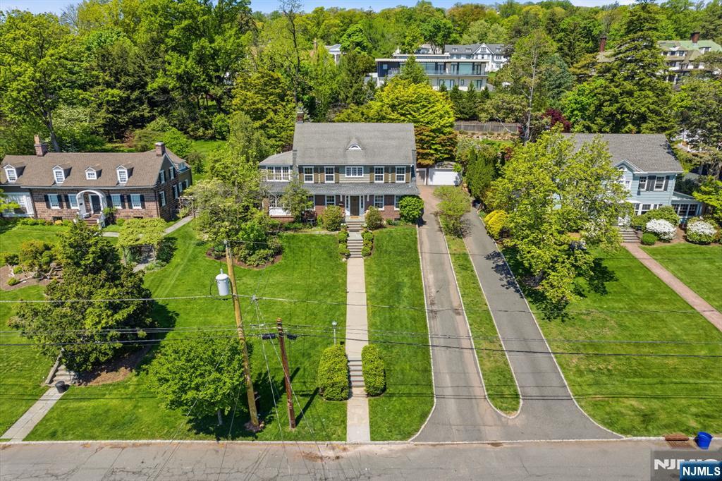 130 Mountain Avenue