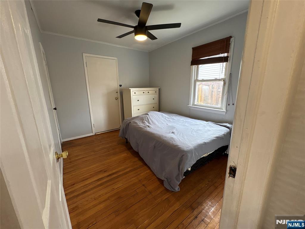 40 Sylvan Ave, Bergenfield, NJ 07621