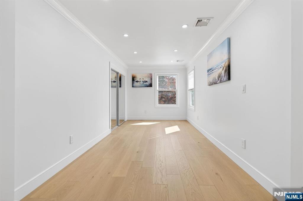 110 Central Avenue — photo 12