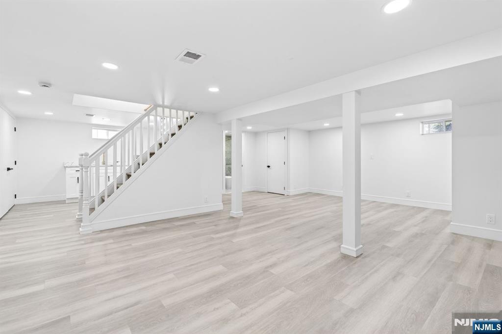 110 Central Avenue — photo 29