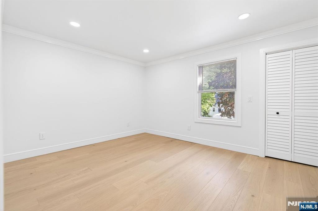110 Central Avenue — photo 9