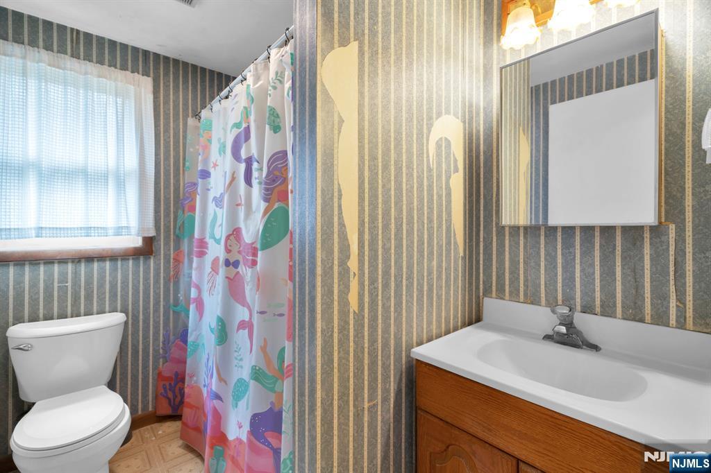 140 Papscoe Road, West Milford, NJ 07421 Listing Photo  31