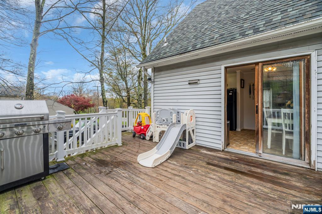 140 Papscoe Road, West Milford, NJ 07421 Listing Photo  39