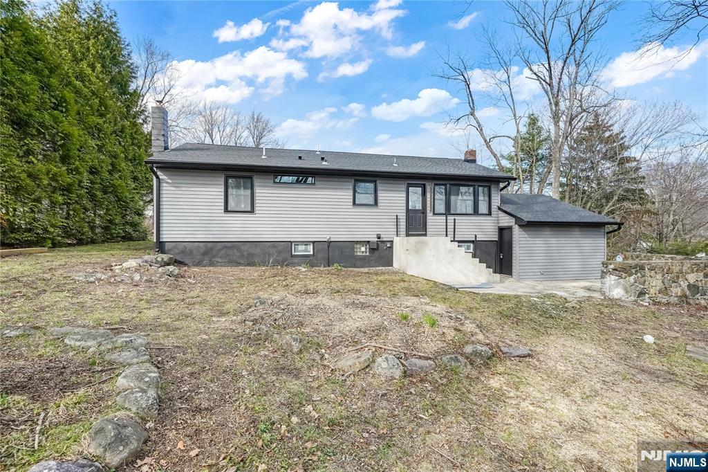 132 Upper High Crest Road