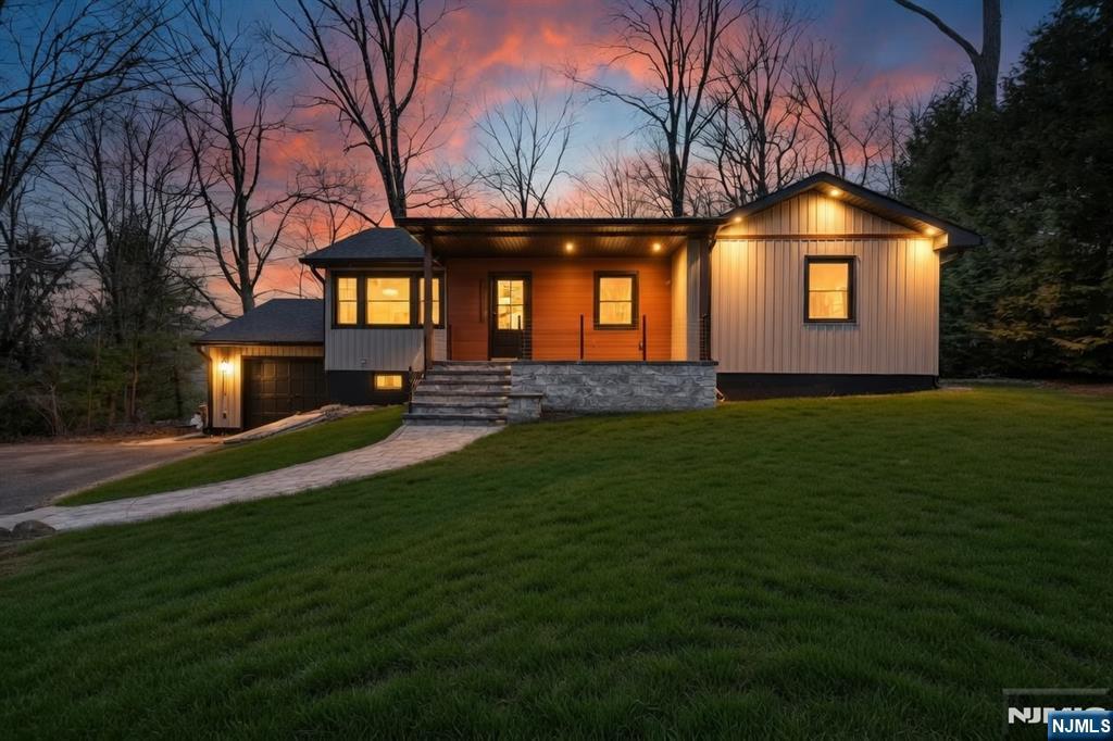 132 Upper High Crest Road