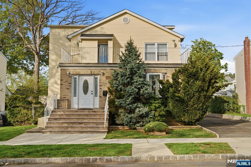 145 Sheridan Avenue - Photo 1