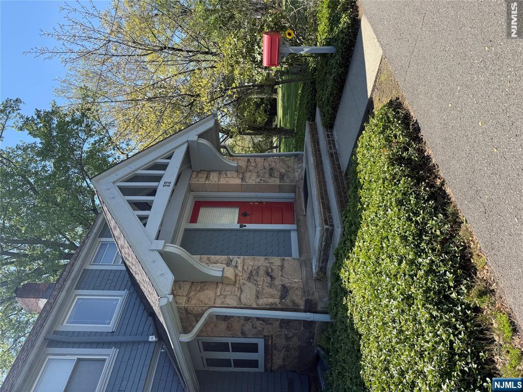 66 Summit Street - Photo 1
