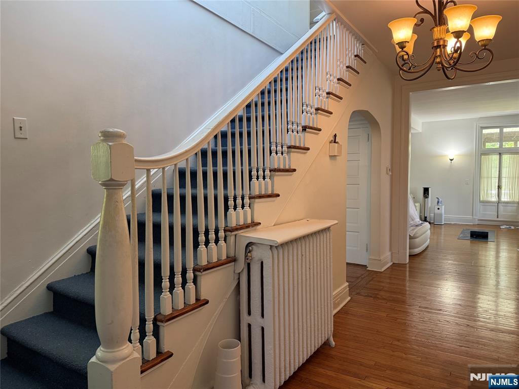 66 Summit Street - Photo 2
