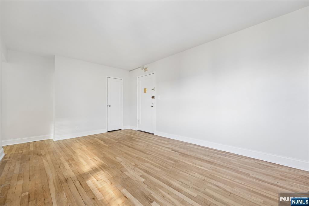 2329 Hudson, #E9, Fort Lee, NJ 07024 Listing Photo  5
