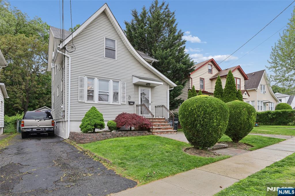 147 Terhune Avenue - Photo 1