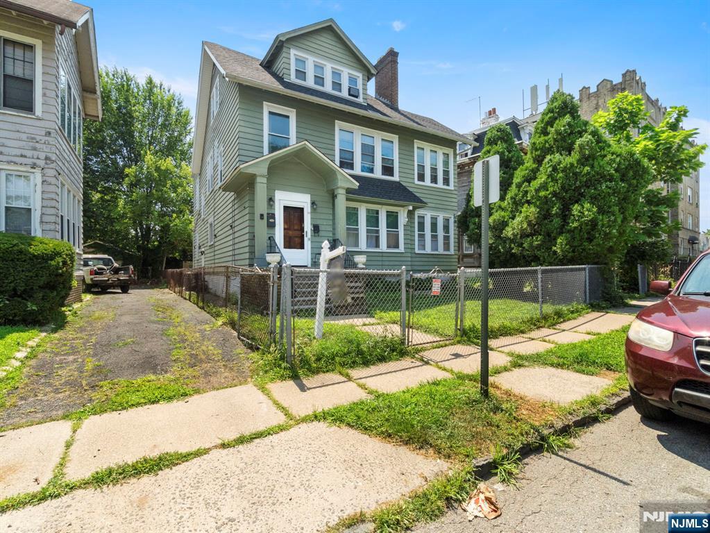 98 Ashland