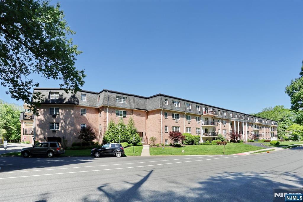 550 Fairview, #312, Westwood, NJ 07675 Listing Photo  32