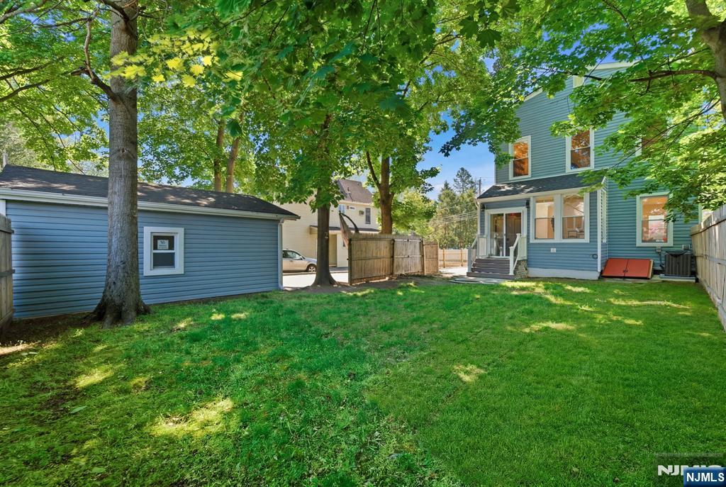 99 Madison Ave, Cresskill, NJ 07626