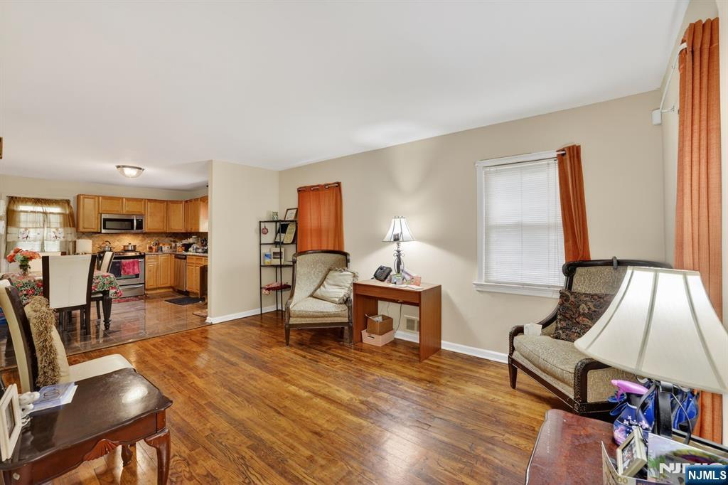 129 Pake Street - Photo 5