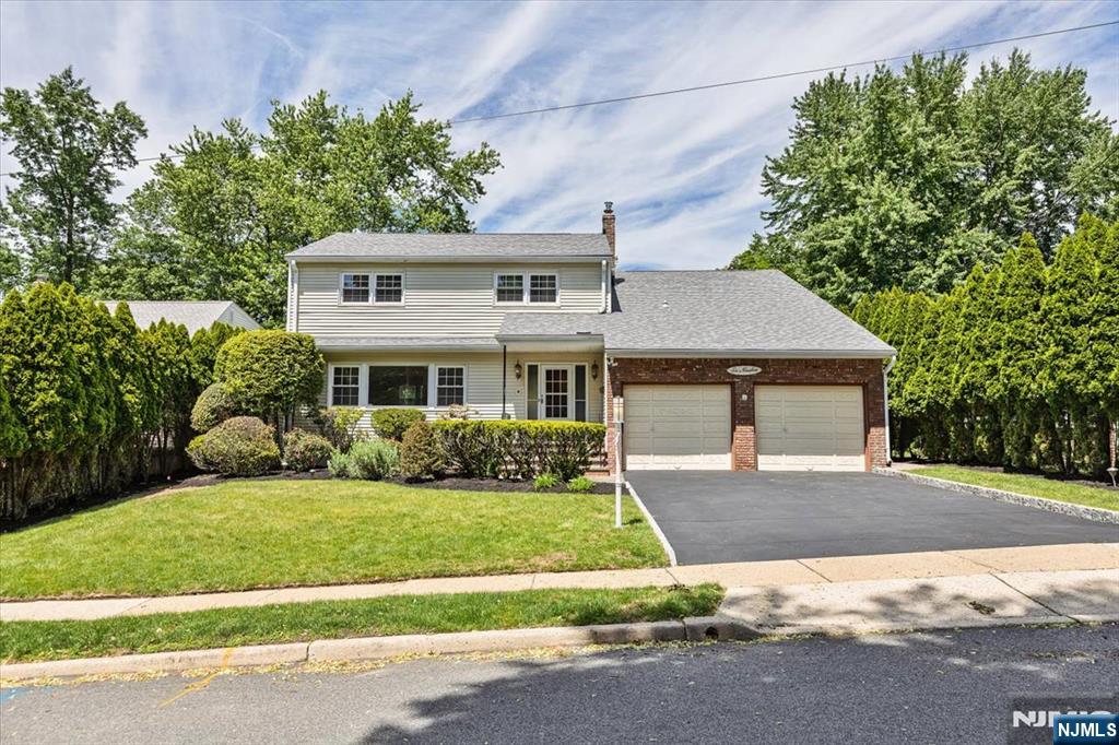619 Cadmus Court, Teaneck, NJ 07666 Listing Photo  0