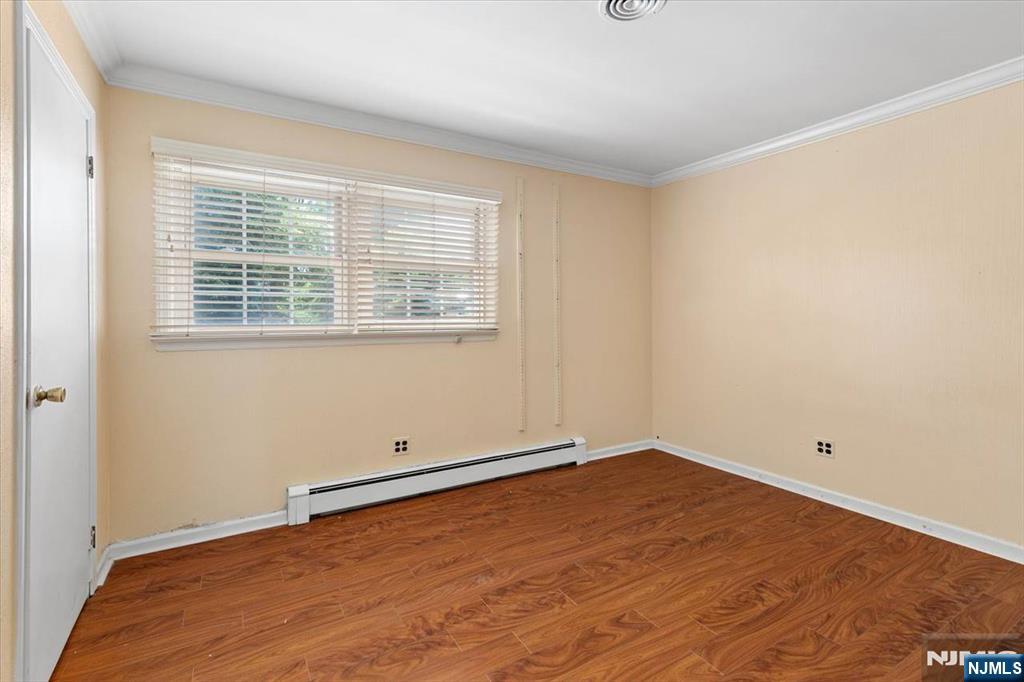 Bedroom(2)
