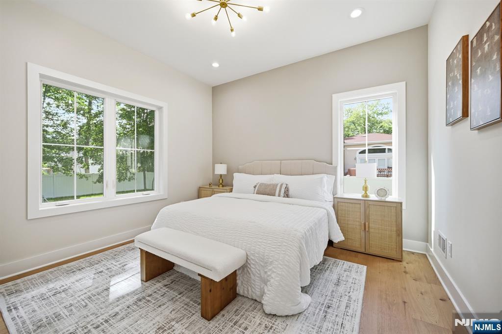 17 Arlington Drive — photo 13