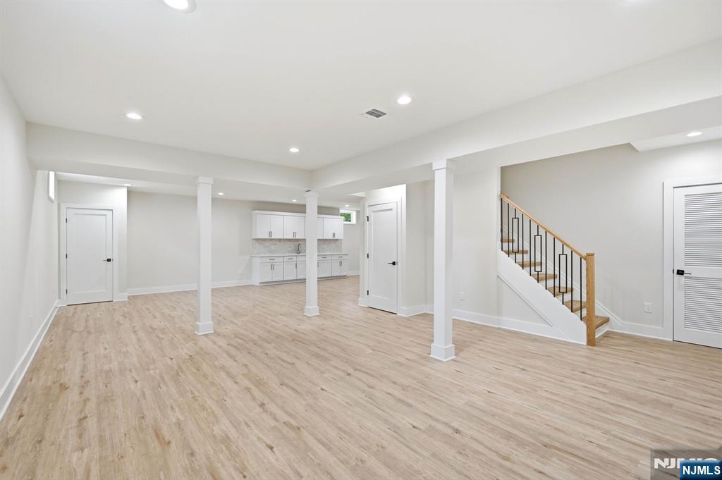 17 Arlington Drive — photo 21