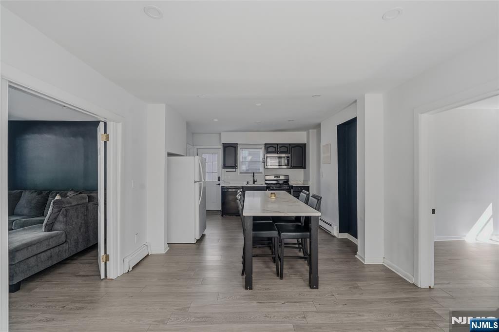 44 Grove Avenue 1 - Photo 4