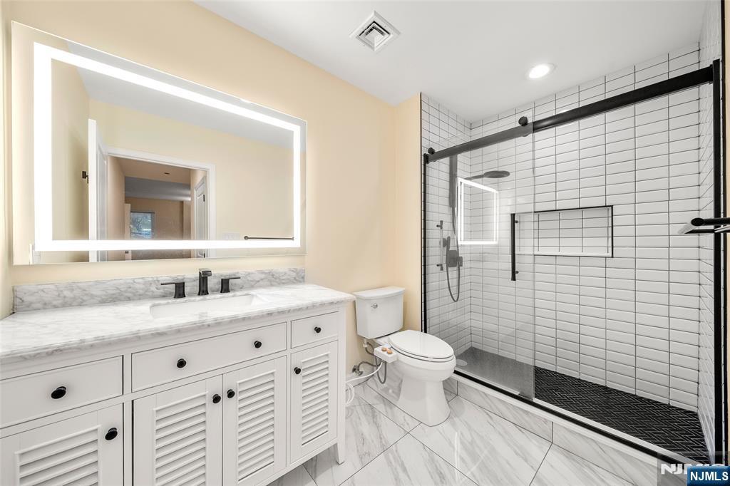 399 11th Street, #206, Palisades Park, NJ 07650 Listing Photo  13