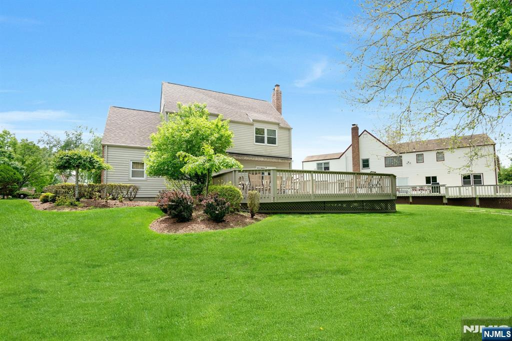 Private Yard w/manicured landscaping