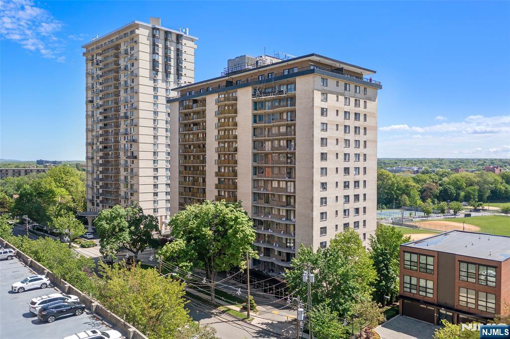150 Overlook Avenue #8D