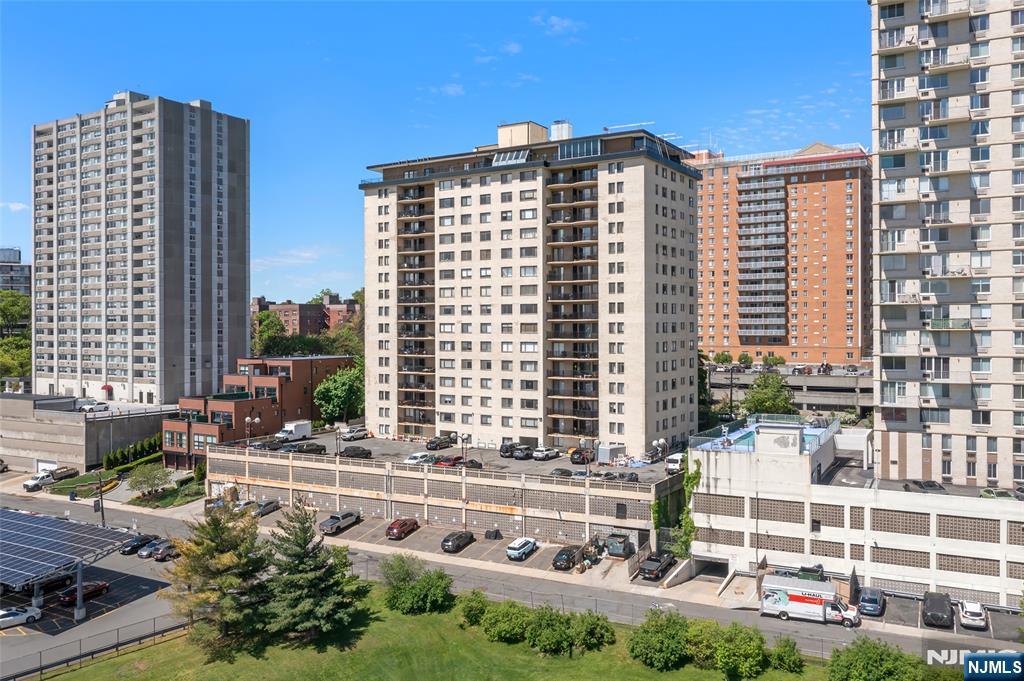 150 Overlook Avenue #8D