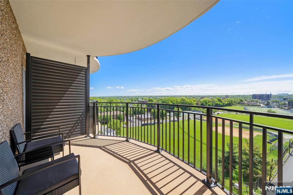 150 Overlook Avenue #8D