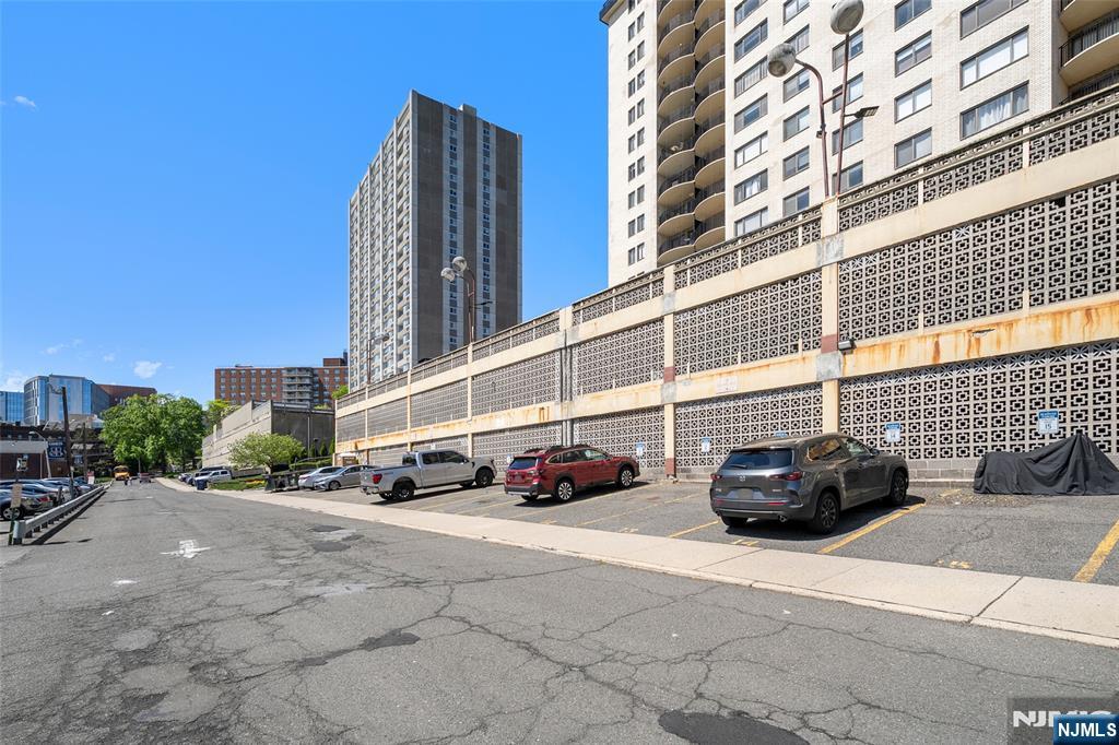 150 Overlook Avenue #8D