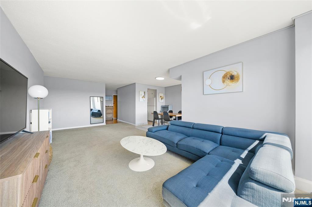 150 Overlook Avenue #8D