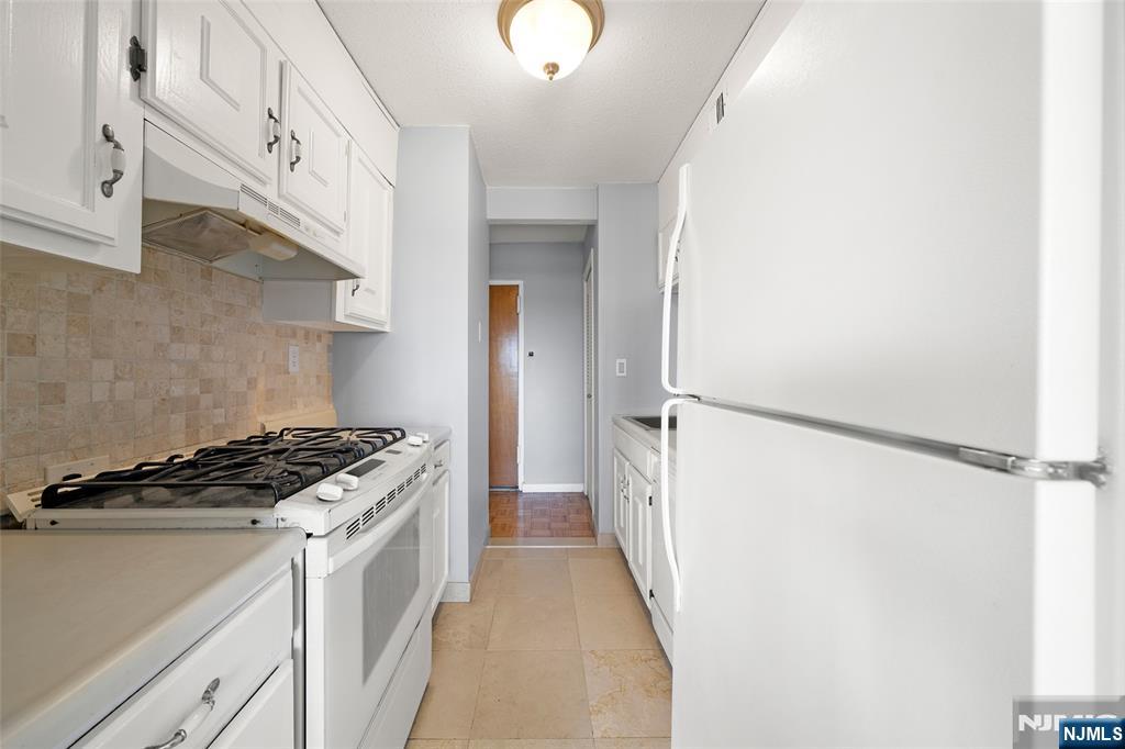 150 Overlook Avenue #8D