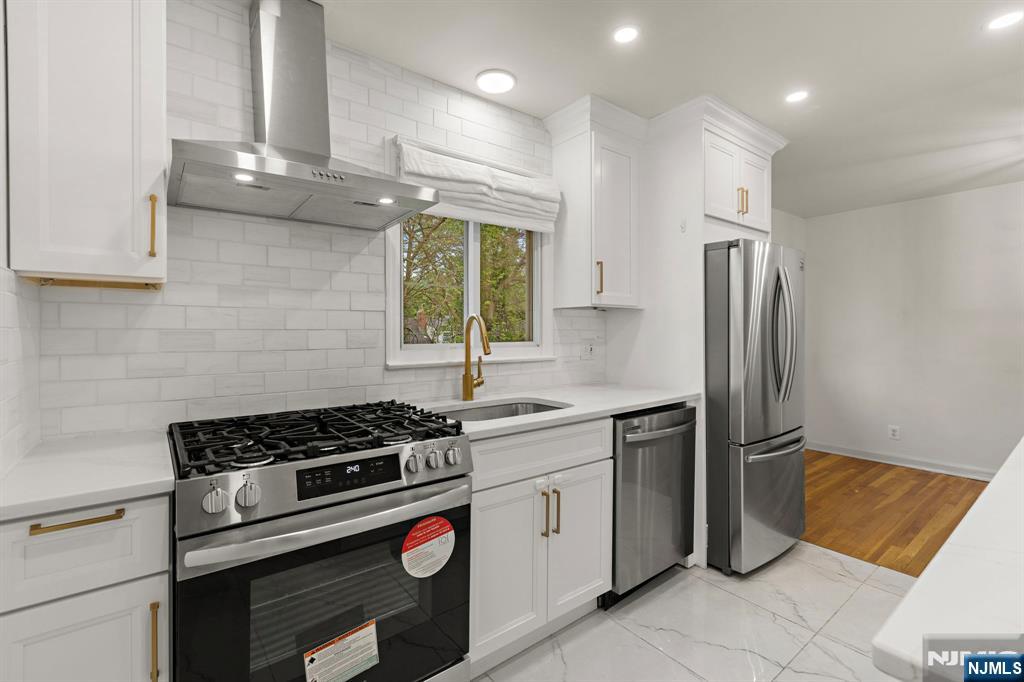 32 Beechwood Road - Photo 2