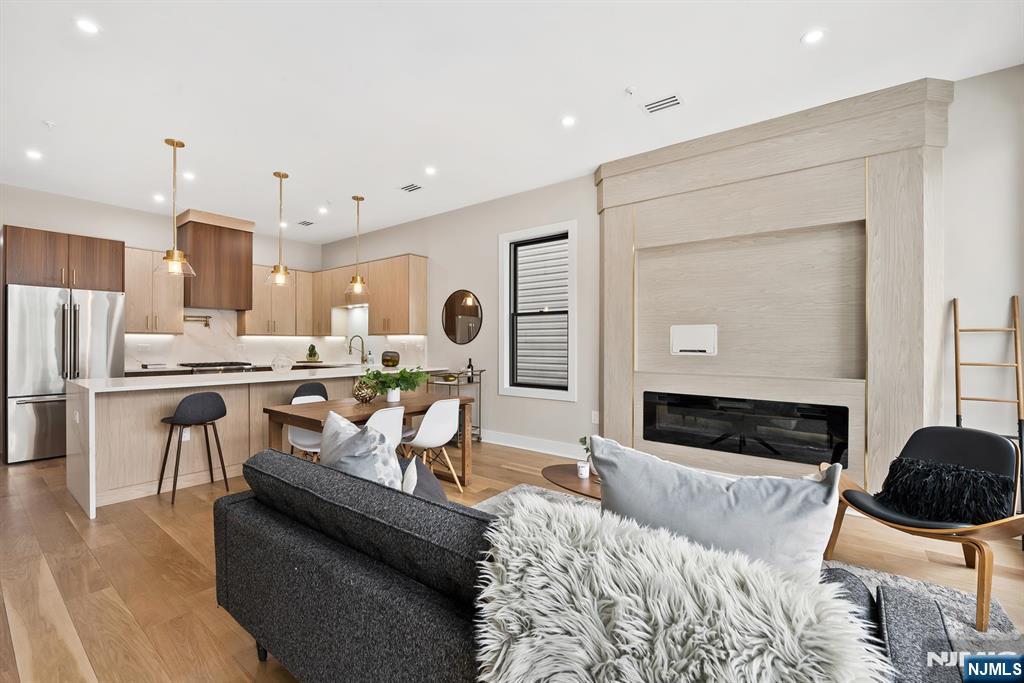 146 Sherman Avenue 2 - Photo 5