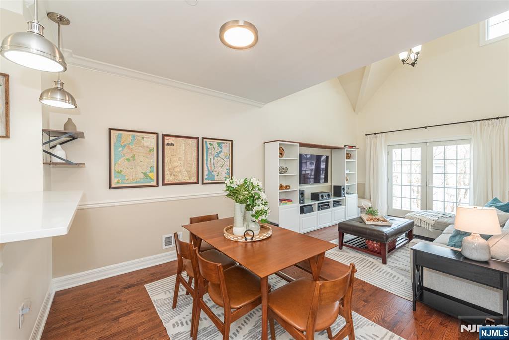 21 Riverbend Court - Photo 5