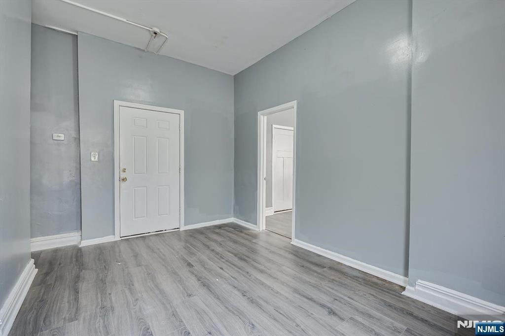 37 Blum Street - Photo 4
