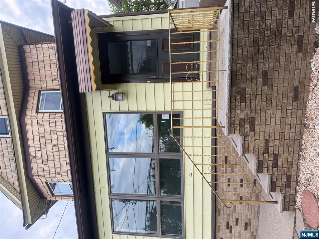 50 Orient Way - Photo 1